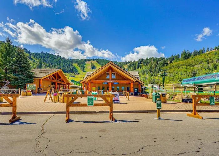 Condo W/ Private Hot Tub At Base Of Deer Valley!